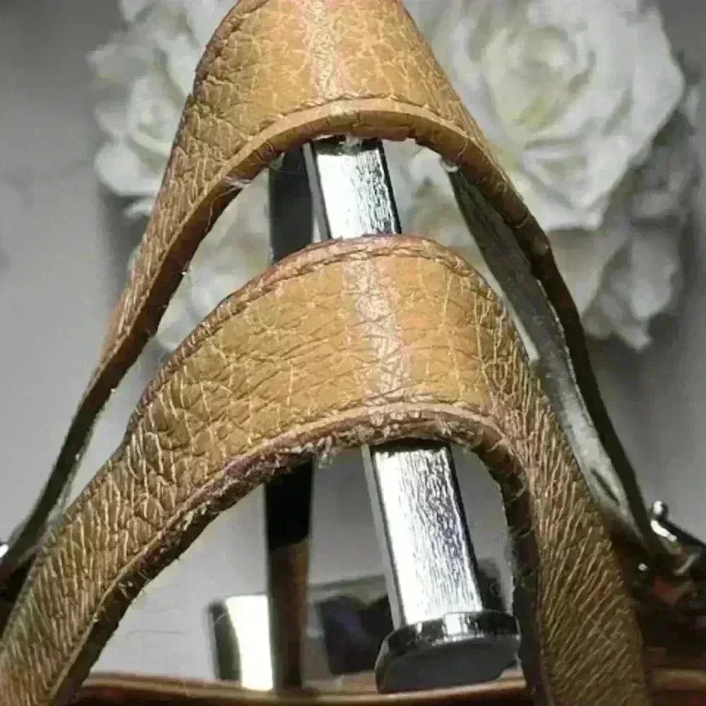 Coach Gallery F13761 Golden Tan Patent Leather Medium Shoulder Bag Turn Locks - Picture 11 of 13